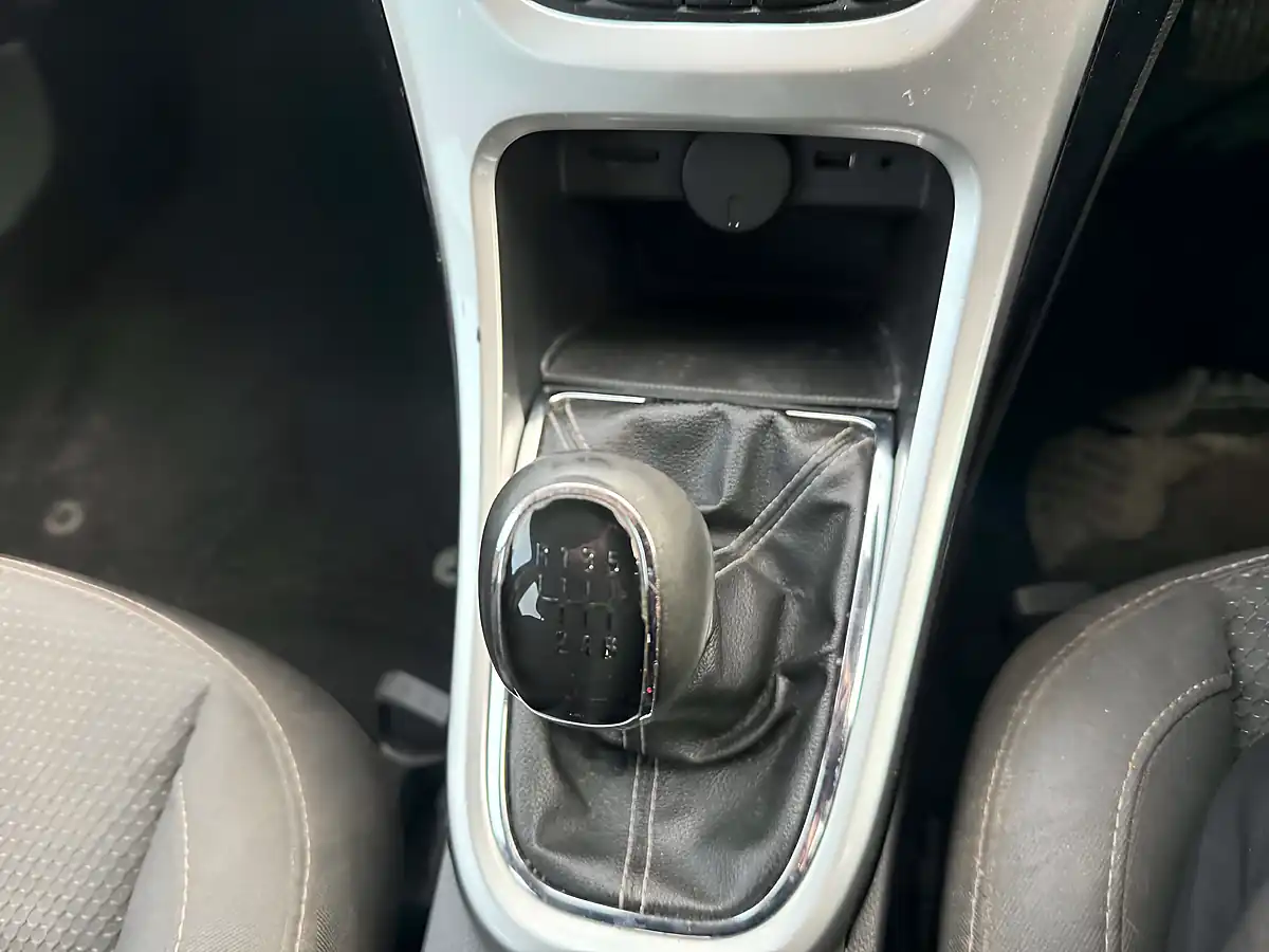 Used 2012 Vauxhall Astra Sri Red - Interior and Exterior details 20
