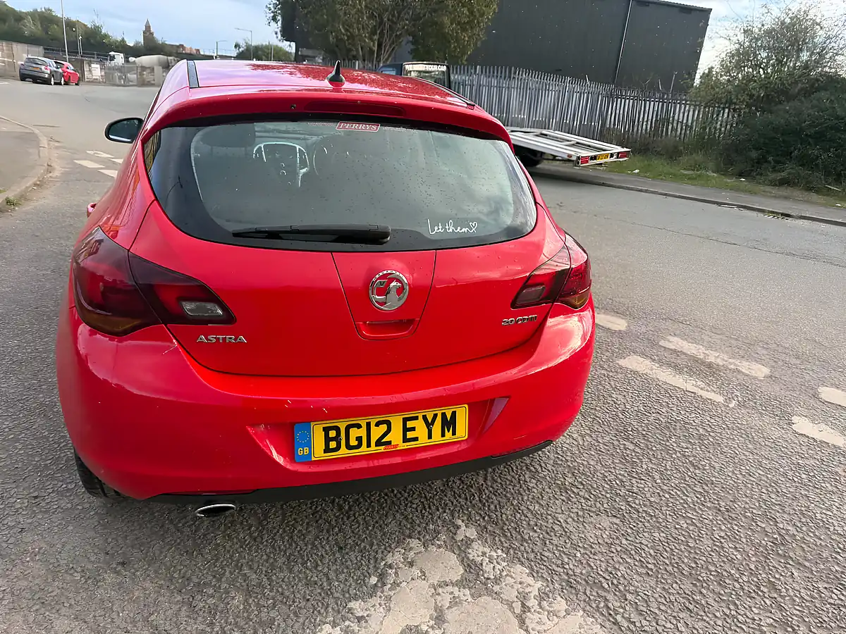 Used 2012 Vauxhall Astra Sri Red - Interior and Exterior details 6