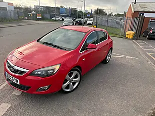 Used 2012 Vauxhall Astra Sri Red - Interior and Exterior details 7