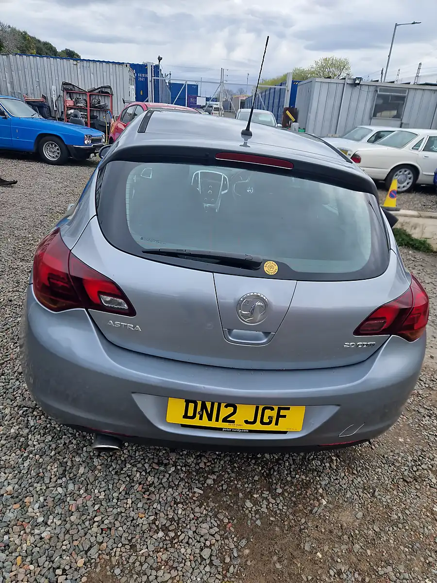Used 2012 Vauxhall Astra Sri Silver - Interior and Exterior details 10