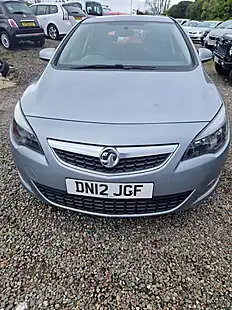 Used 2012 Vauxhall Astra Sri Silver - Interior and Exterior details 2