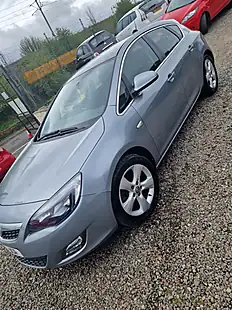 Used 2012 Vauxhall Astra Sri Silver - Interior and Exterior details 4