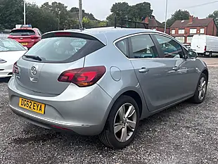 Used 2012 Vauxhall Astra Sri Silver - Interior and Exterior details 5