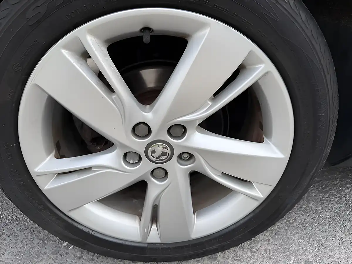 Used 2012 Vauxhall Astra Sri Sports Tourer Brown - Interior and Exterior details 10