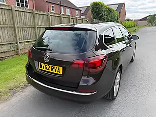 Used 2012 Vauxhall Astra Sri Sports Tourer Brown - Interior and Exterior details 5