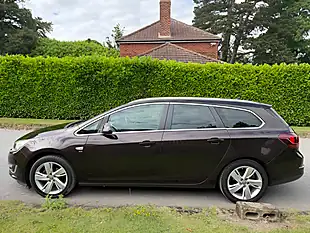 Used 2012 Vauxhall Astra Sri Sports Tourer Brown - Interior and Exterior details 7