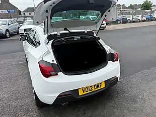 Used 2012 Vauxhall Astra Sri White - Interior and Exterior details 12
