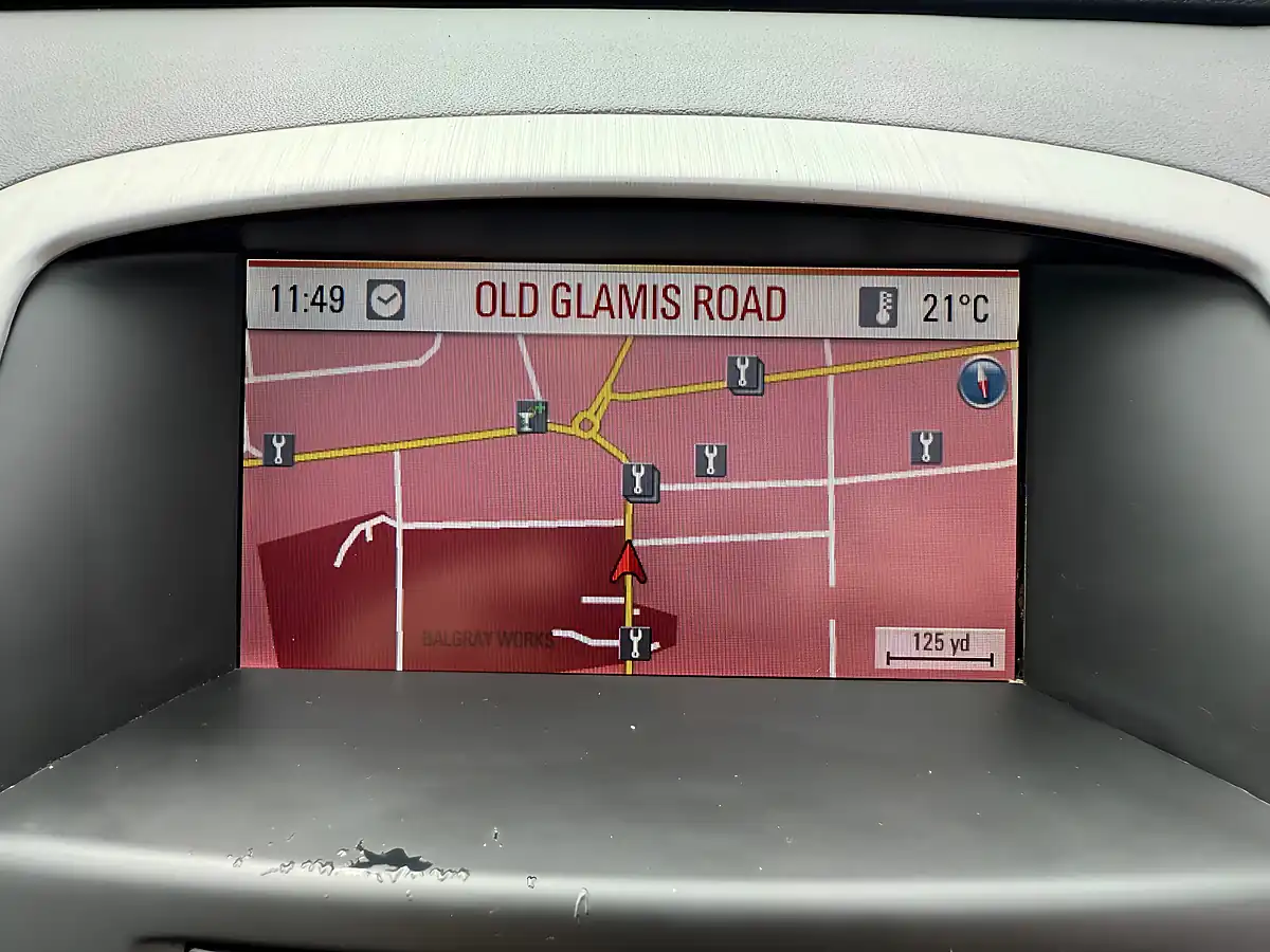 Used 2012 Vauxhall Astra Sri White - Interior and Exterior details 15