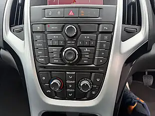 Used 2012 Vauxhall Astra Sri White - Interior and Exterior details 16