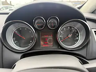 Used 2012 Vauxhall Astra Sri White - Interior and Exterior details 19