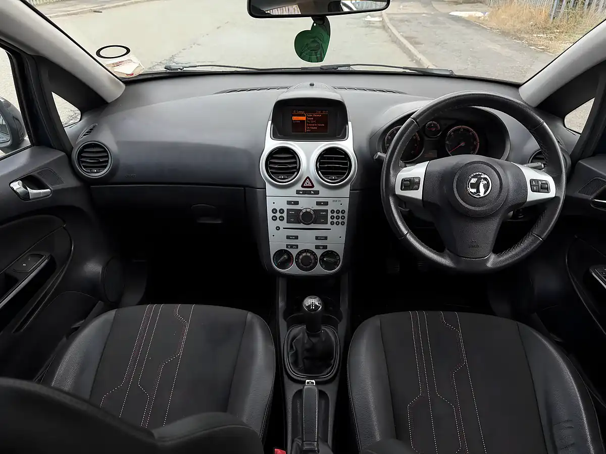 Used 2012 Vauxhall Corsa Active Ac Blue - Interior and Exterior details 13