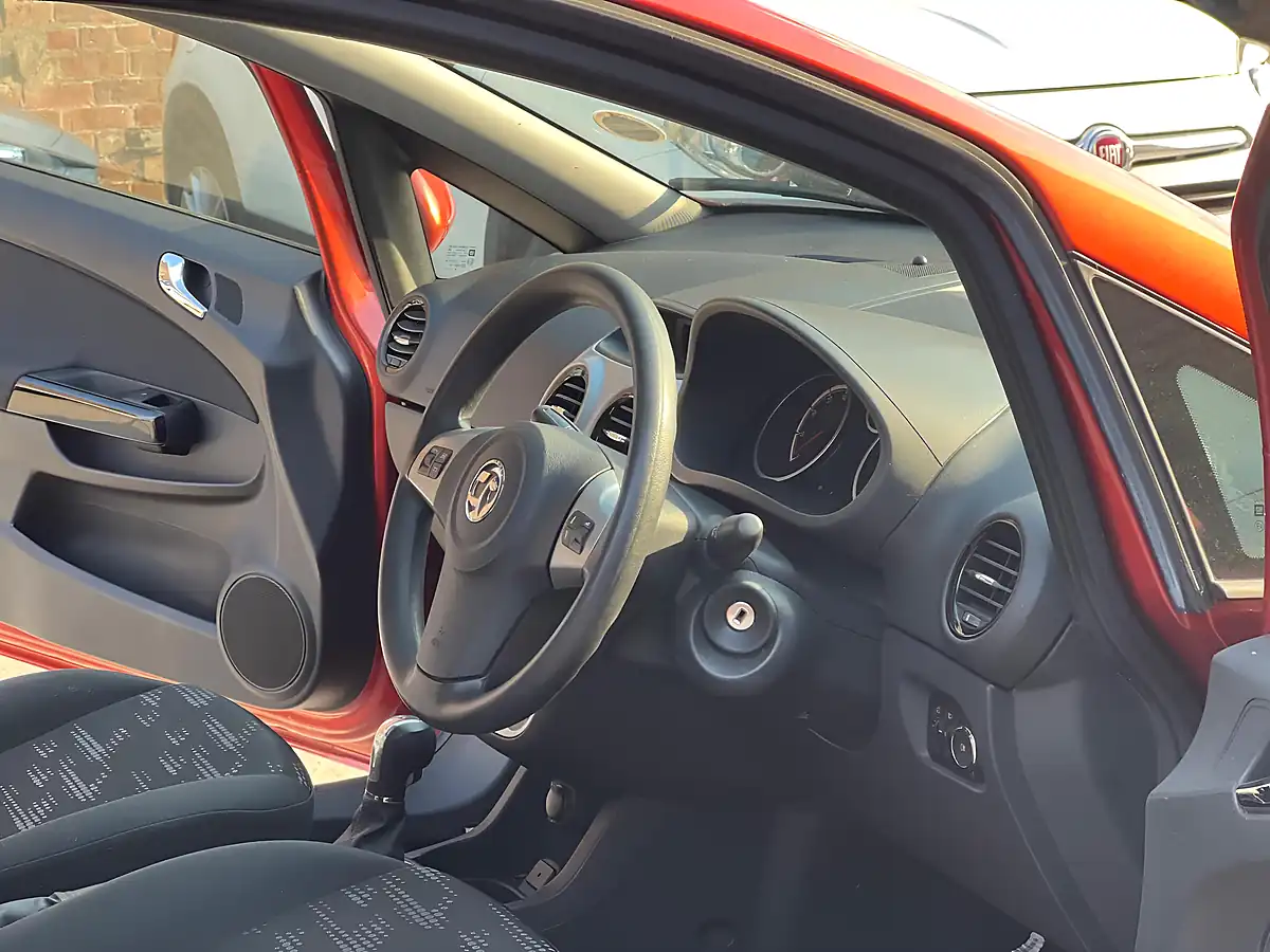 Used 2012 Vauxhall Corsa Exclusiv Orange - Interior and Exterior details 10