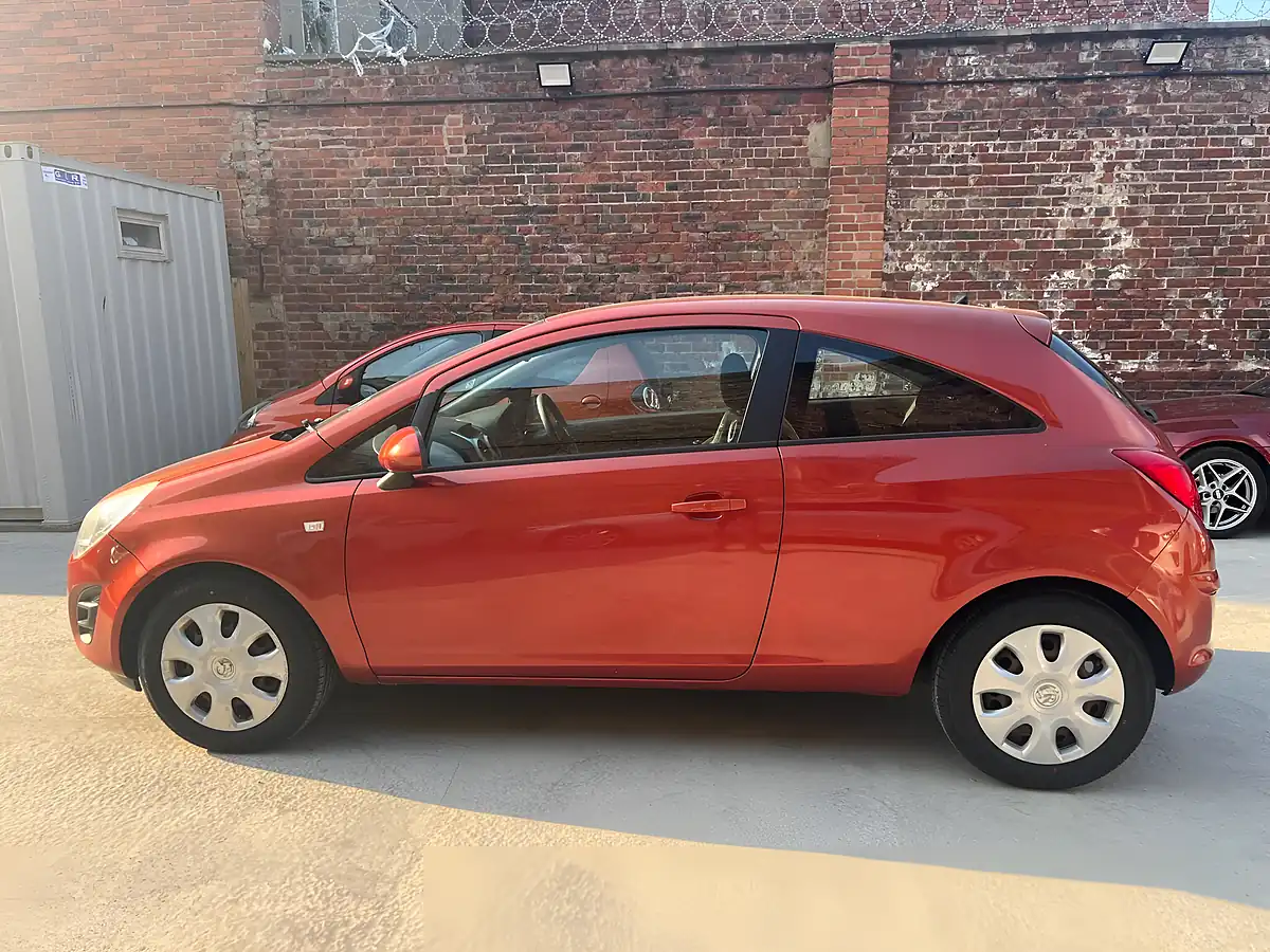 Used 2012 Vauxhall Corsa Exclusiv Orange - Interior and Exterior details 6