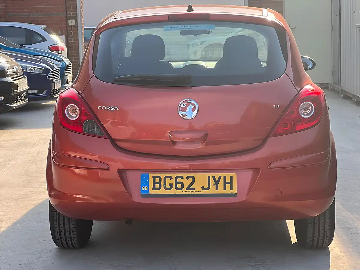 Used 2012 Vauxhall Corsa Exclusiv Orange - Interior and Exterior details 7