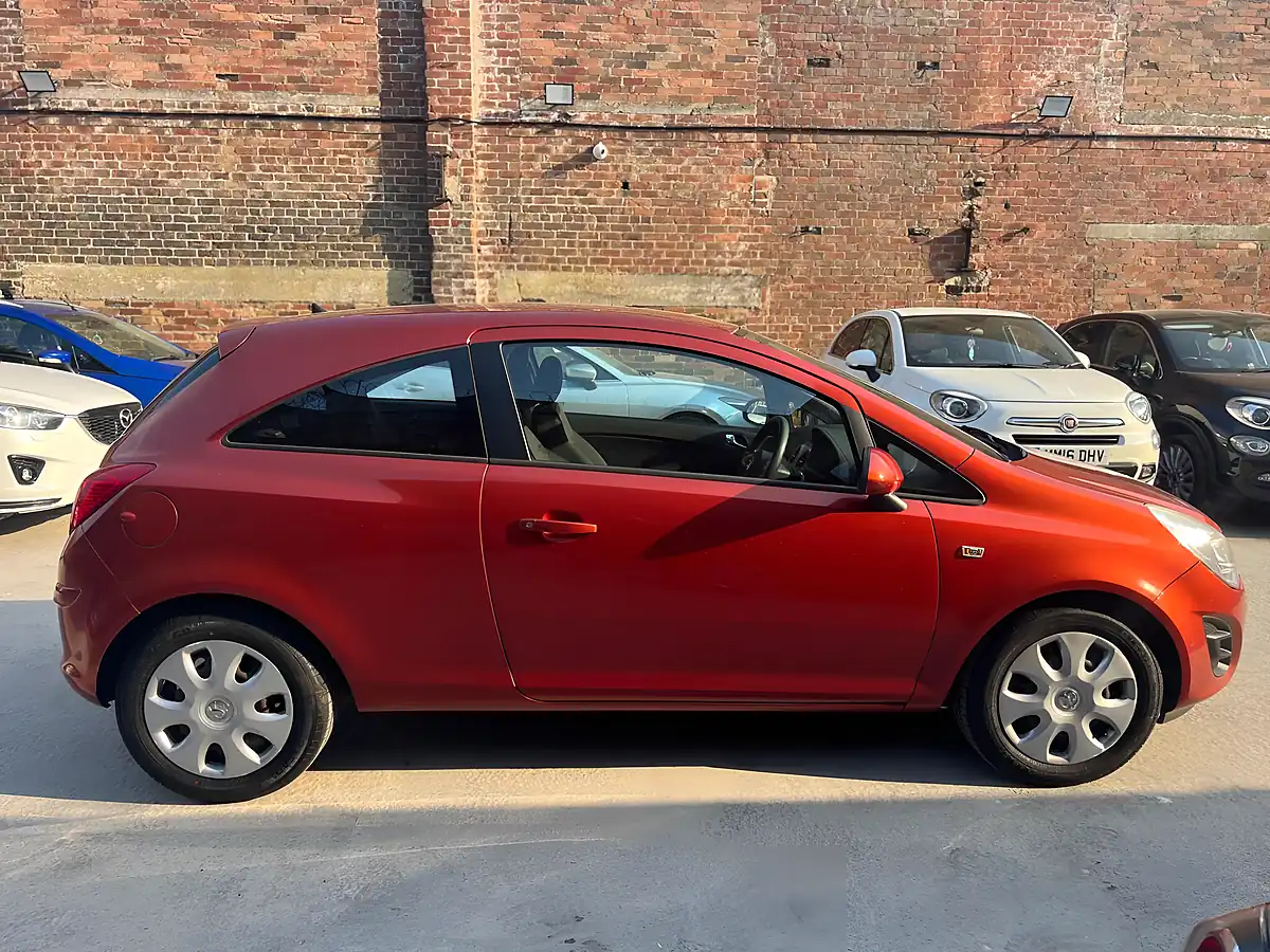 Used 2012 Vauxhall Corsa Exclusiv Orange - Interior and Exterior details 8