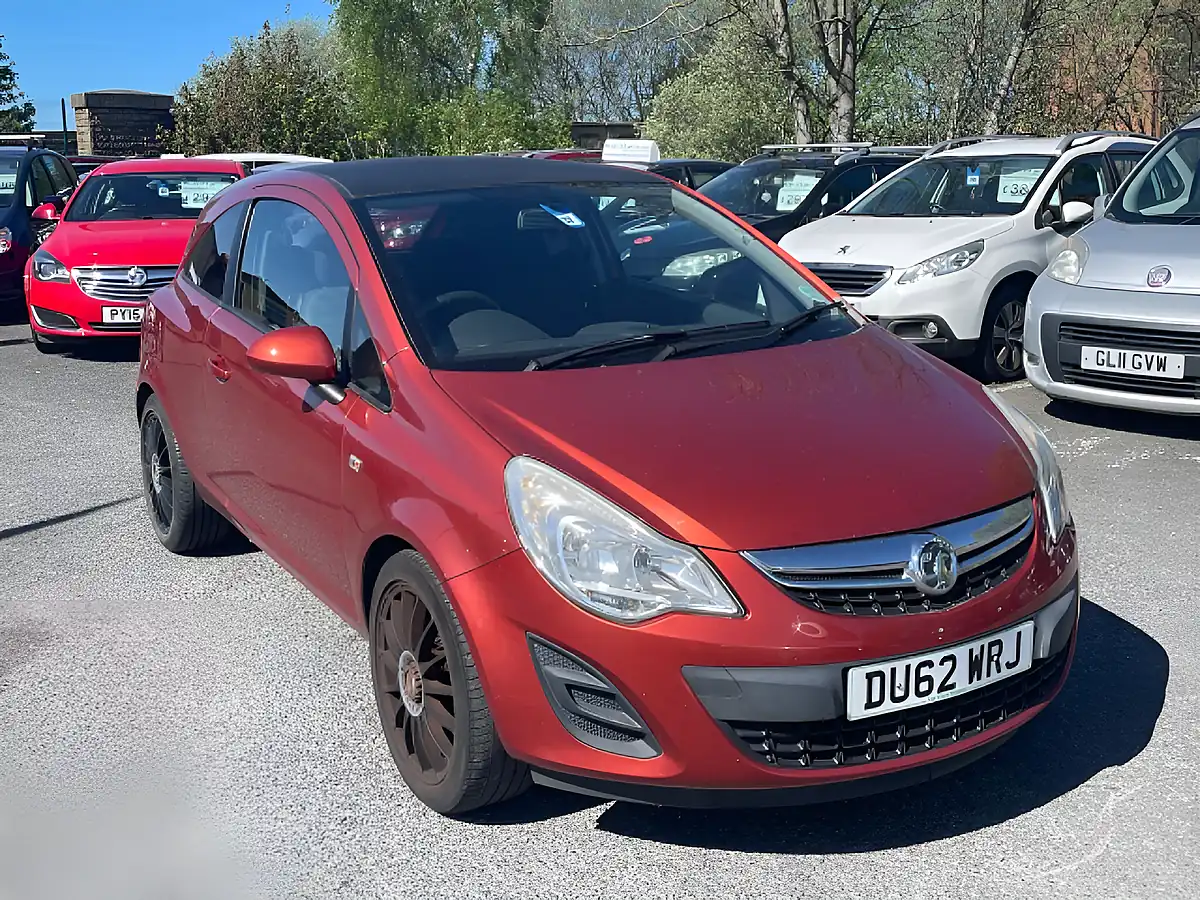 Used 2012 Vauxhall Corsa Exclusiv Orange - Front View