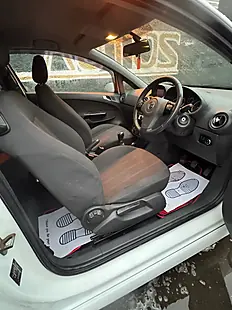 Used 2012 Vauxhall Corsa - Interior and Exterior details 7