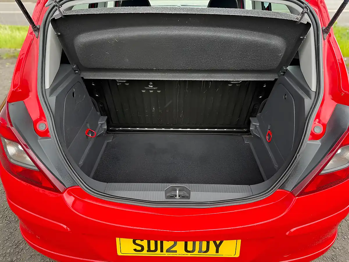 Used 2012 Vauxhall Corsa Limited Edition Red - Interior and Exterior details 17