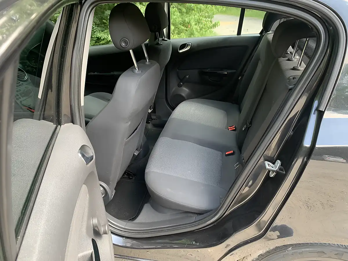 Used 2012 Vauxhall Corsa S Black - Interior and Exterior details 14
