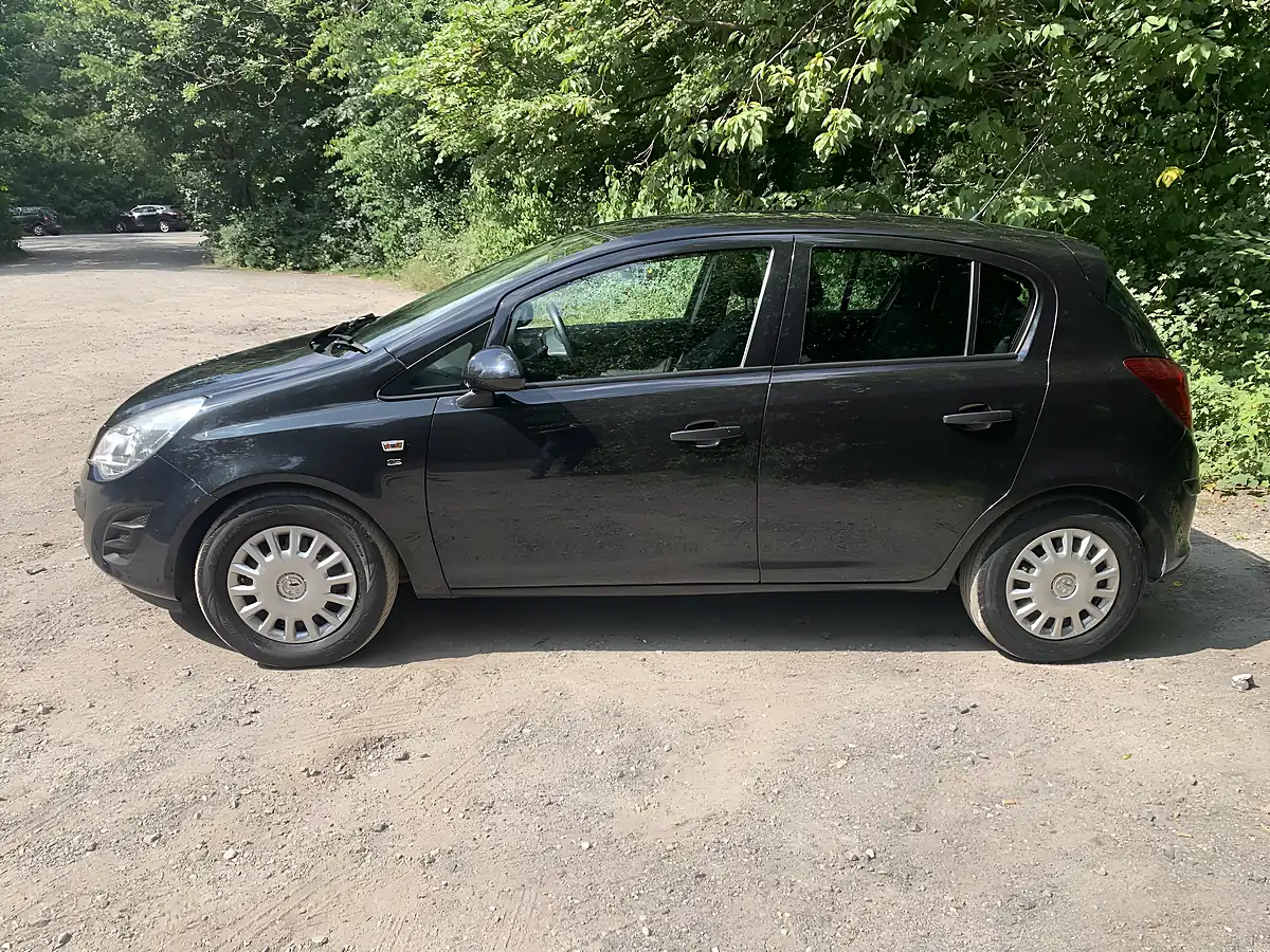 Used 2012 Vauxhall Corsa S Black - Interior and Exterior details 8