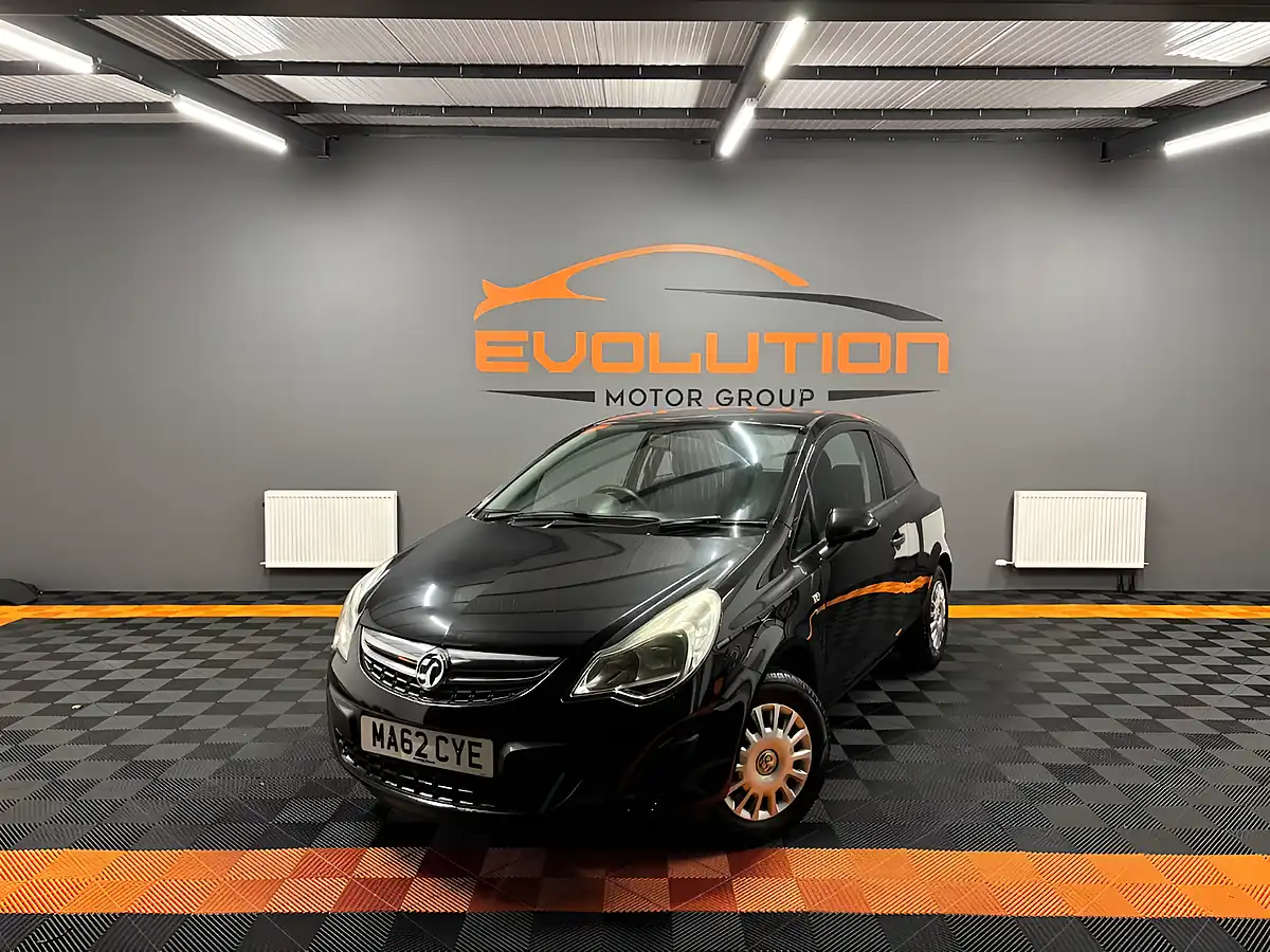 Used 2012 Vauxhall Corsa S Ecoflex Black - Front View