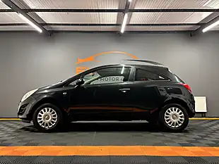 Used 2012 Vauxhall Corsa S Ecoflex Black - Interior and Exterior details 3