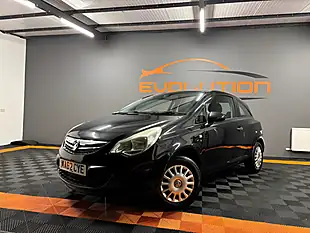 Used 2012 Vauxhall Corsa S Ecoflex Black - Interior and Exterior details 4