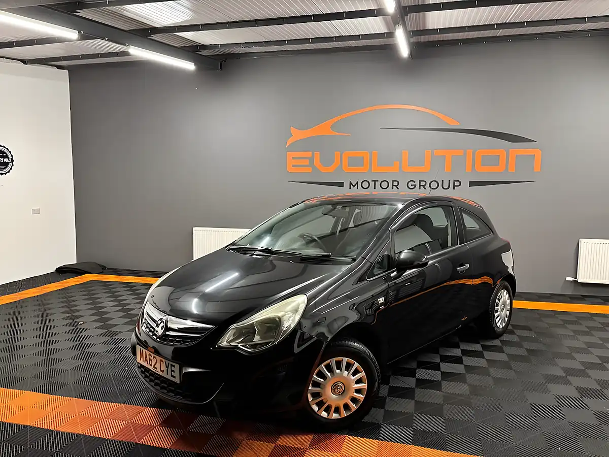 Used 2012 Vauxhall Corsa S Ecoflex Black - Interior and Exterior details 6
