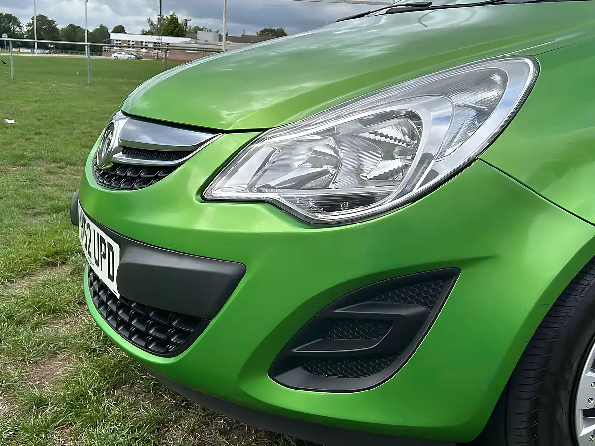 Used 2012 Vauxhall Corsa S Green - Interior and Exterior details 10