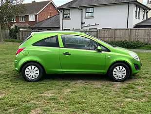 Used 2012 Vauxhall Corsa S Green - Interior and Exterior details 4
