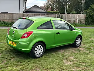 Used 2012 Vauxhall Corsa S Green - Interior and Exterior details 5