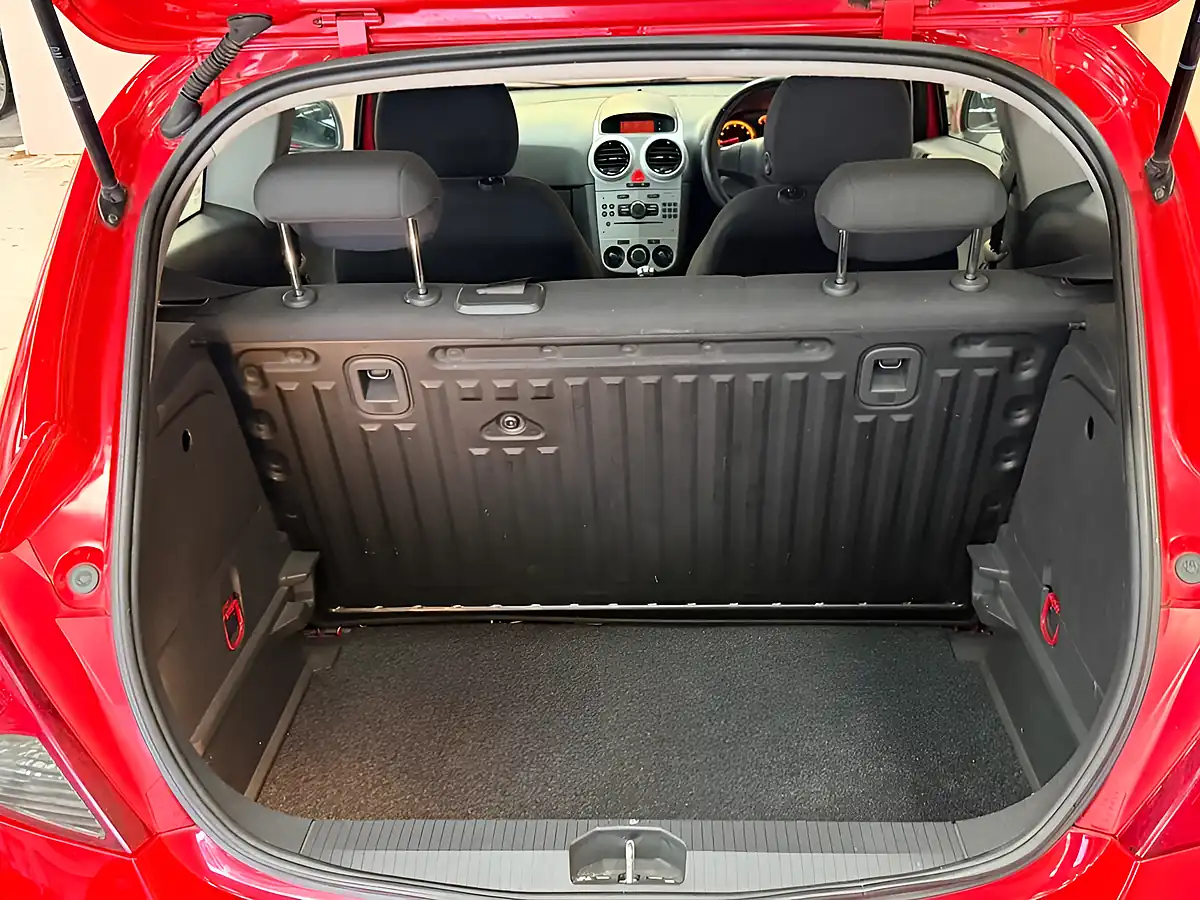Used 2012 Vauxhall Corsa S Red - Interior and Exterior details 20