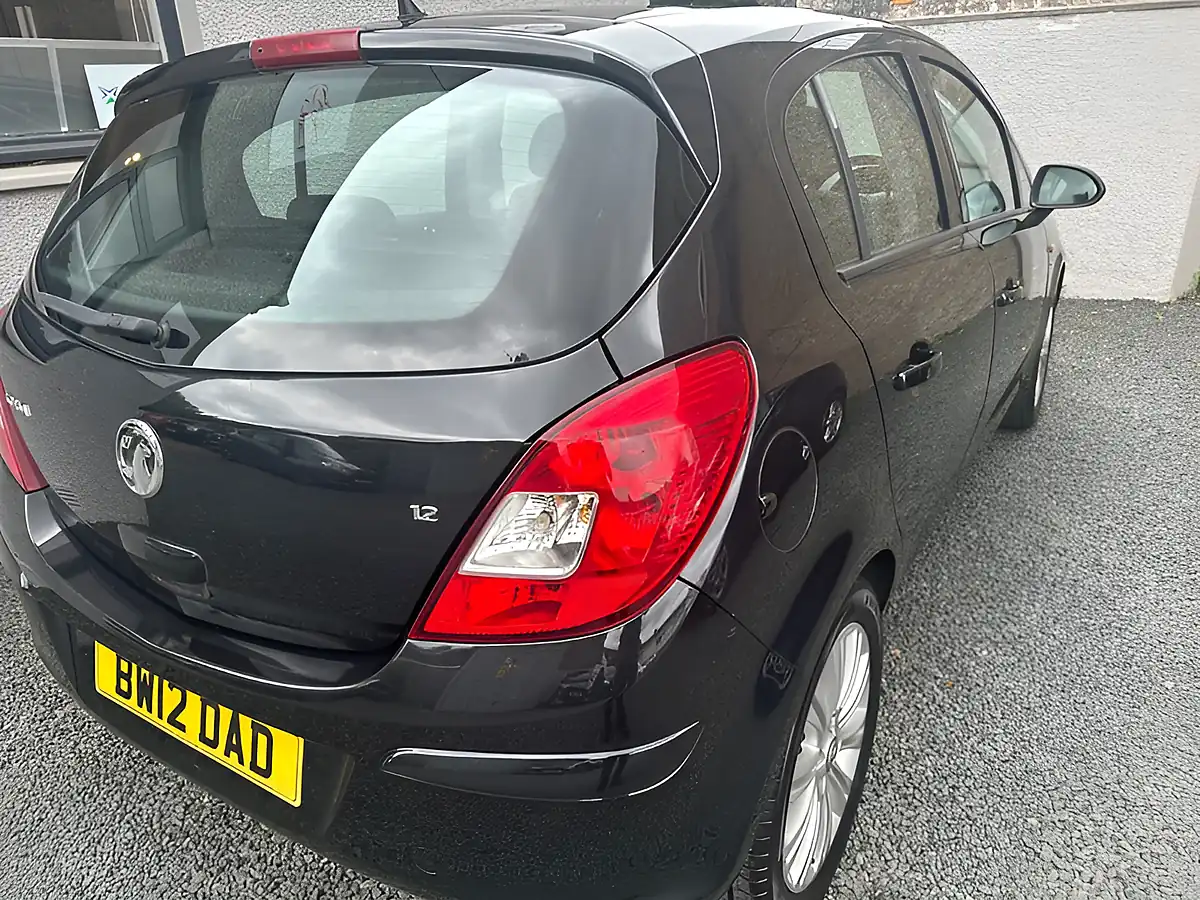 Used 2012 Vauxhall Corsa Se Black - Interior and Exterior details 5