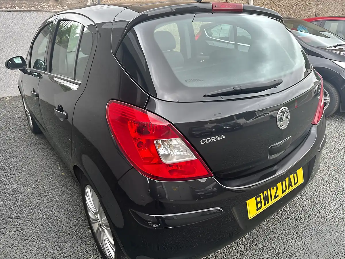 Used 2012 Vauxhall Corsa Se Black - Interior and Exterior details 7