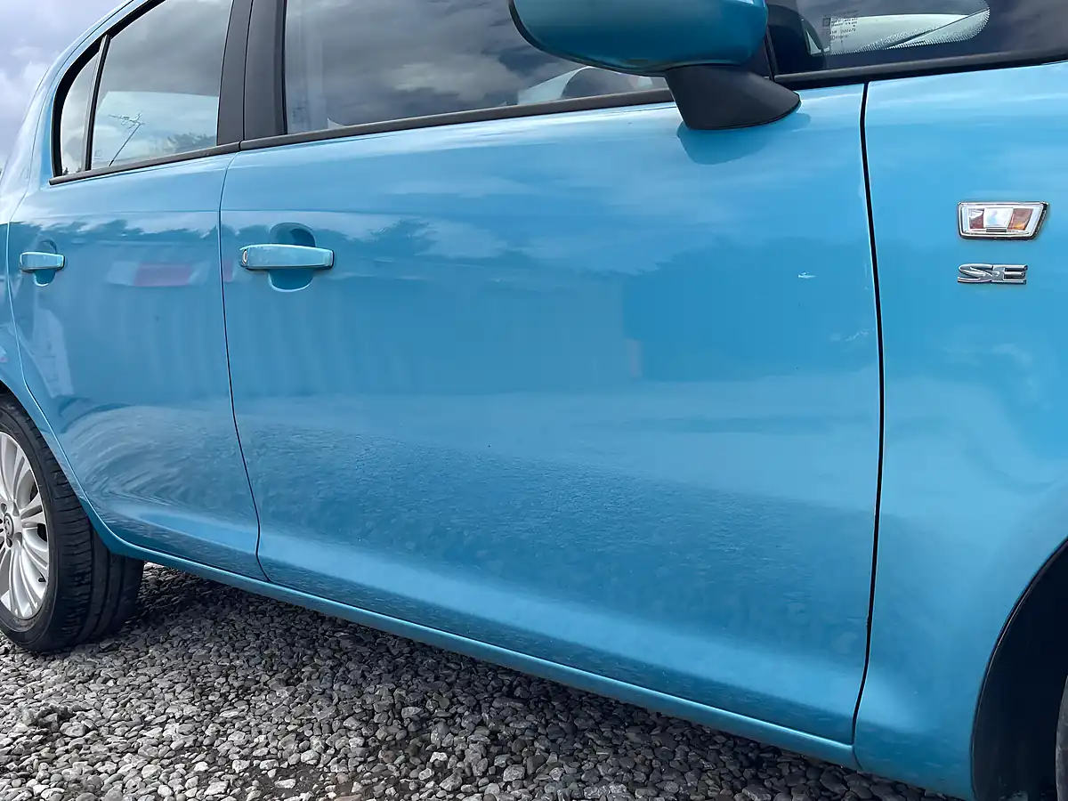 Used 2012 Vauxhall Corsa Se Blue - Interior and Exterior details 18