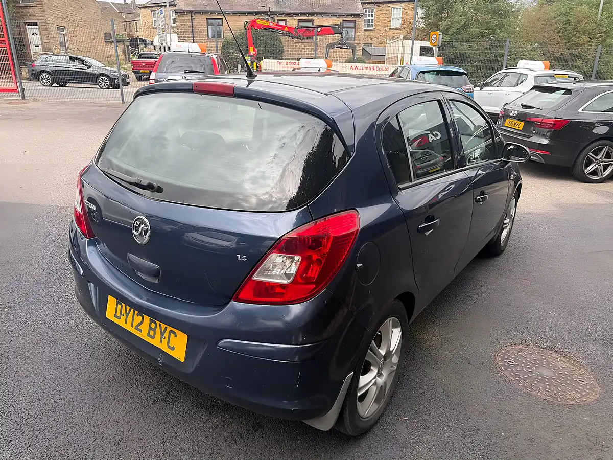 Used 2012 Vauxhall Corsa Se Blue - Interior and Exterior details 4