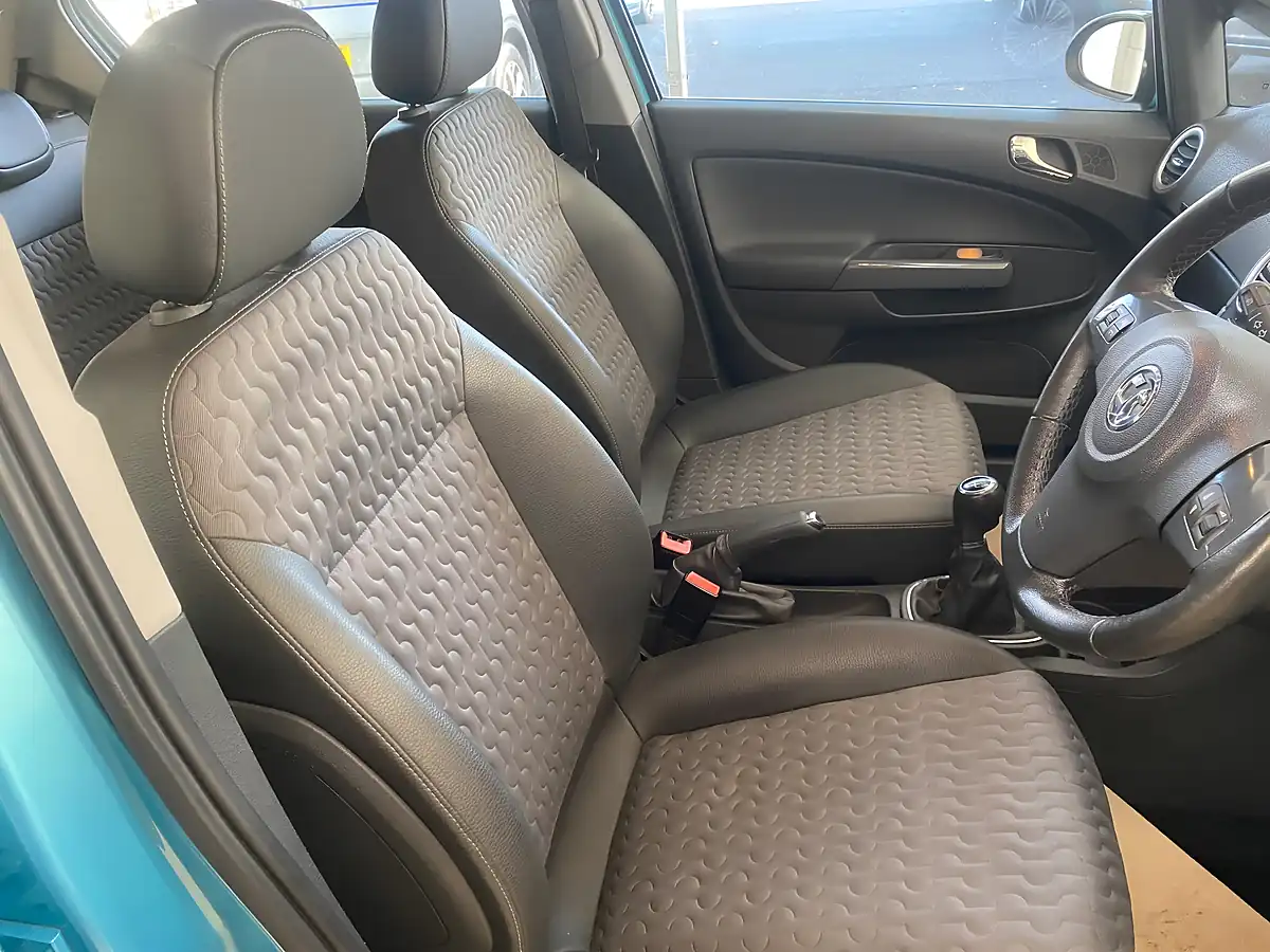 Used 2012 Vauxhall Corsa Se Blue - Interior and Exterior details 11