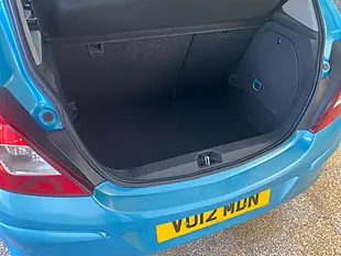 Used 2012 Vauxhall Corsa Se Blue - Interior and Exterior details 13
