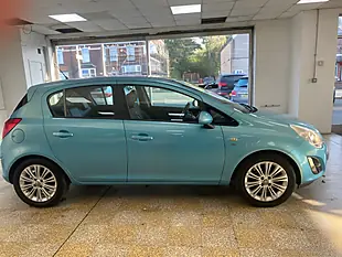 Used 2012 Vauxhall Corsa Se Blue - Interior and Exterior details 7