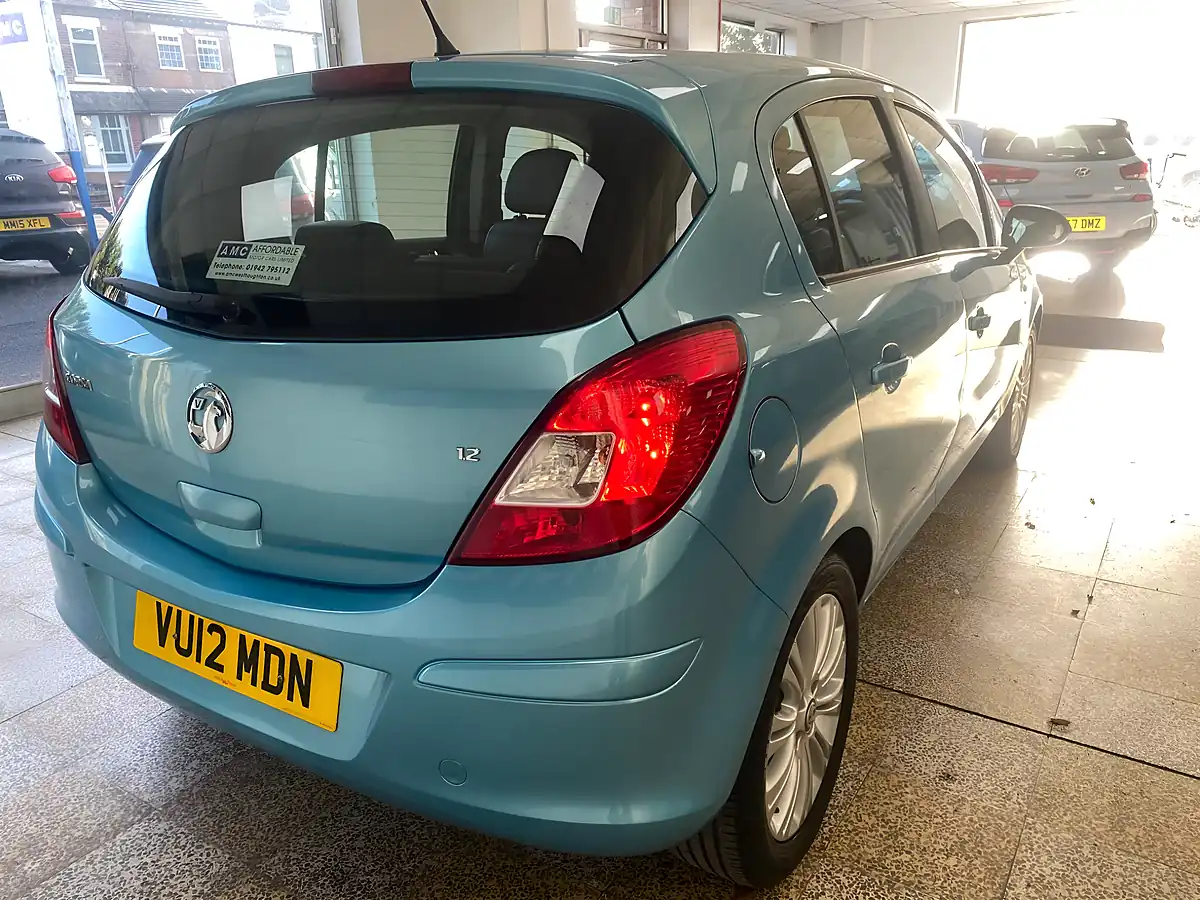 Used 2012 Vauxhall Corsa Se Blue - Interior and Exterior details 8