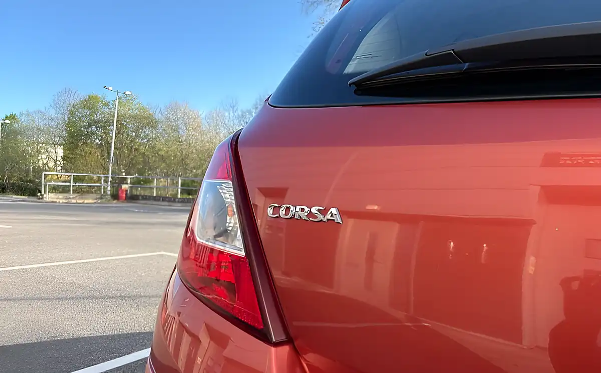Used 2012 Vauxhall Corsa Se Orange - Interior and Exterior details 13