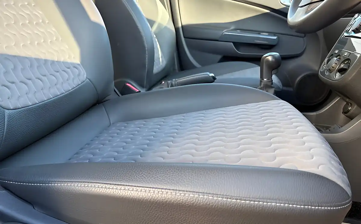 Used 2012 Vauxhall Corsa Se Orange - Interior and Exterior details 14