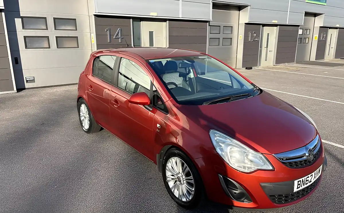 Used 2012 Vauxhall Corsa Se Orange - Interior and Exterior details 6
