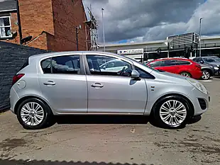 Used 2012 Vauxhall Corsa Se Silver - Interior and Exterior details 7