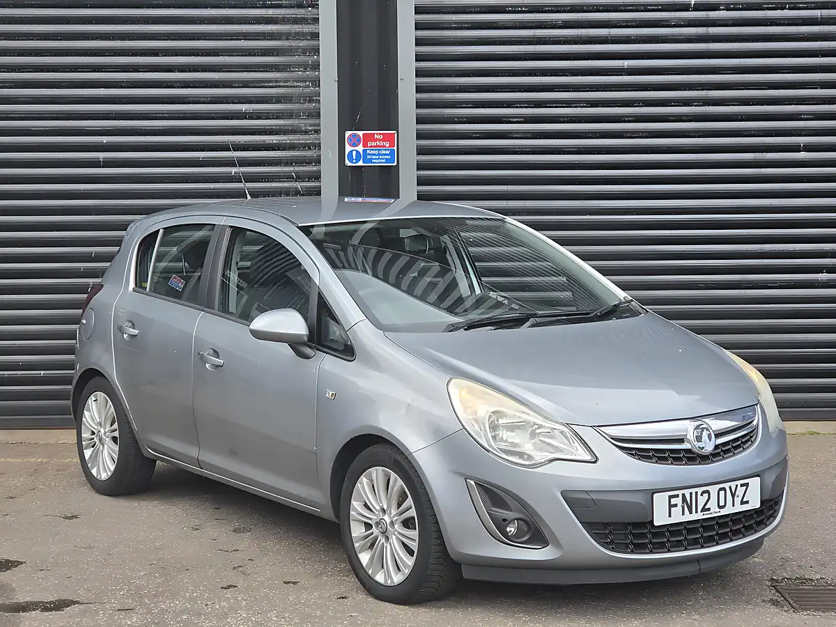 Used 2012 Vauxhall Corsa Se Silver - Interior and Exterior details 2