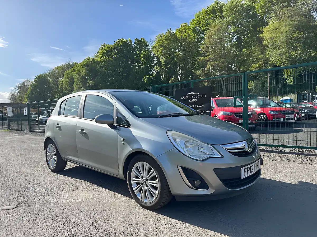 Used 2012 Vauxhall Corsa Se Silver - Interior and Exterior details 2