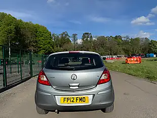 Used 2012 Vauxhall Corsa Se Silver - Interior and Exterior details 7