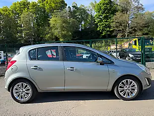 Used 2012 Vauxhall Corsa Se Silver - Interior and Exterior details 9