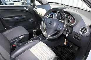 Used 2012 Vauxhall Corsa Se White - Interior and Exterior details 14