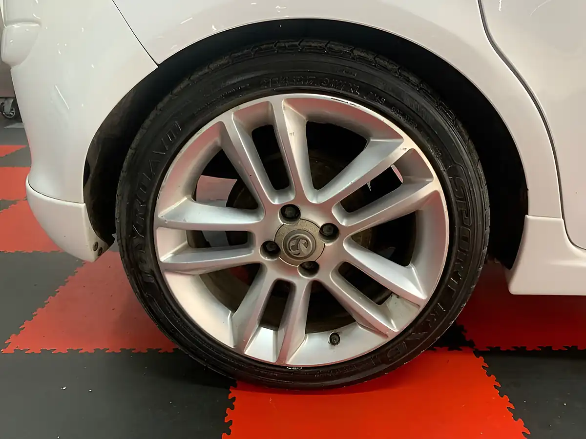 Used 2012 Vauxhall Corsa Sri White - Interior and Exterior details 13